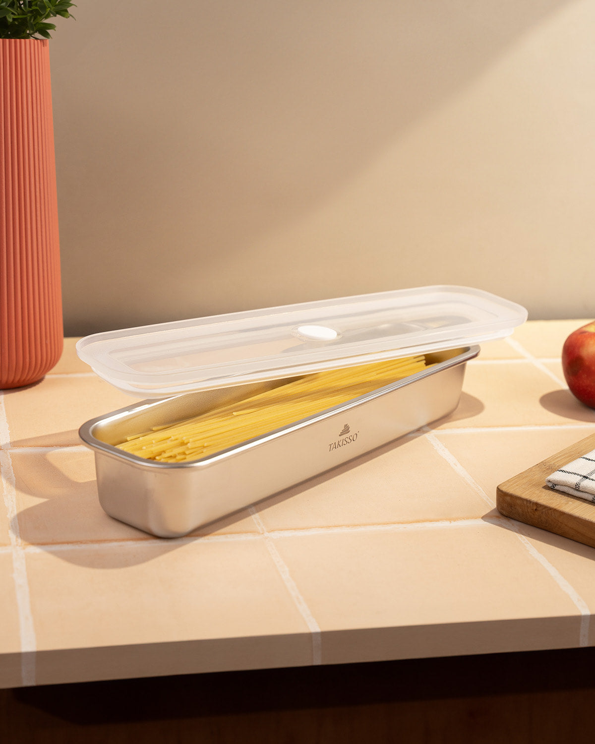 TAKISSO Long - 900ml Microwave Safe Container (With Push-Pull Airtight Mechanism)