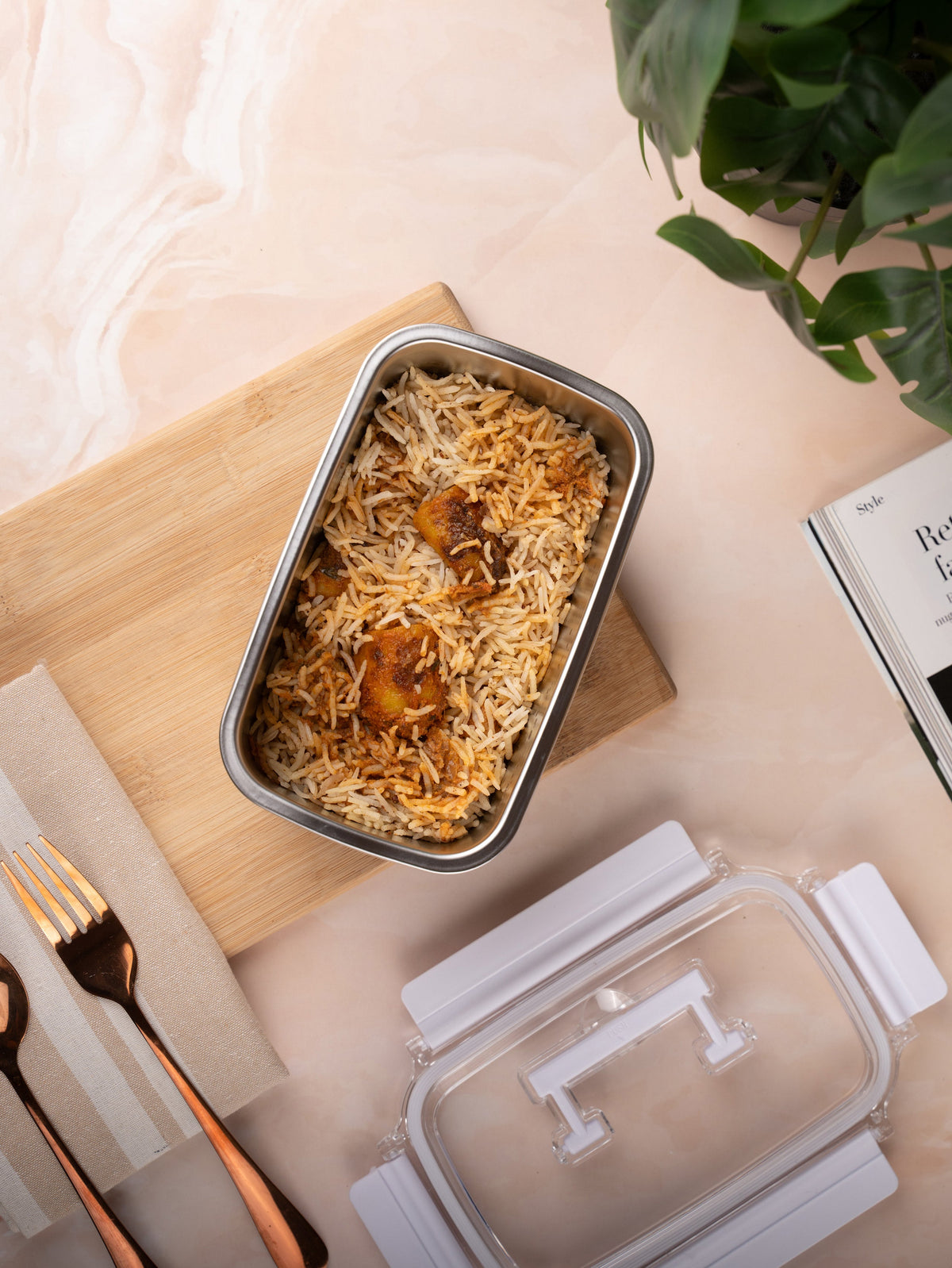 TAKISSO Rectangle - Big - 1000ml Microwave Safe Container With Handle